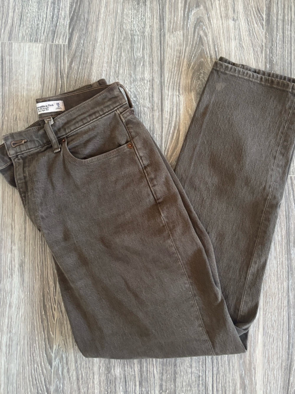 Abercrombie & Fitch '90s Straight Ultra High Rise Brown Curve Love Jeans